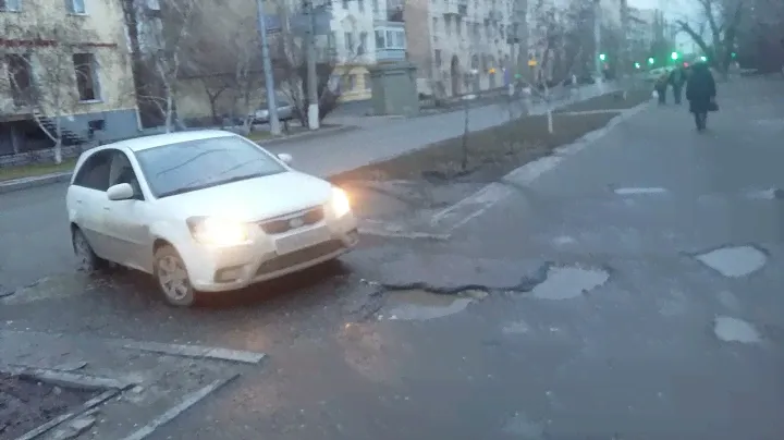 СтопХам Волгоград начало рейд в Центре Порт-Саида автохамы пытаются попасть на тротуар